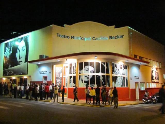 teatro cacilda becker pirassununga