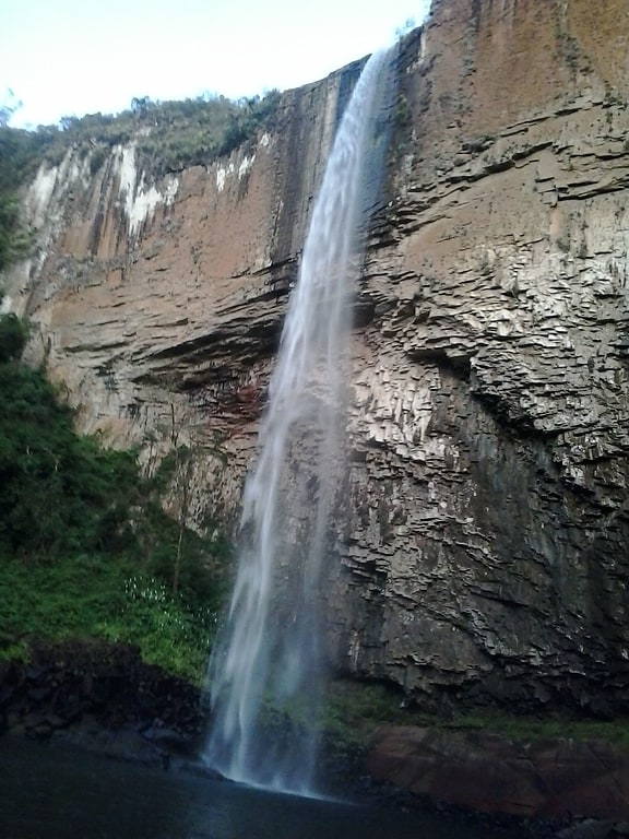 cascata do chuvisqueiro riozinho