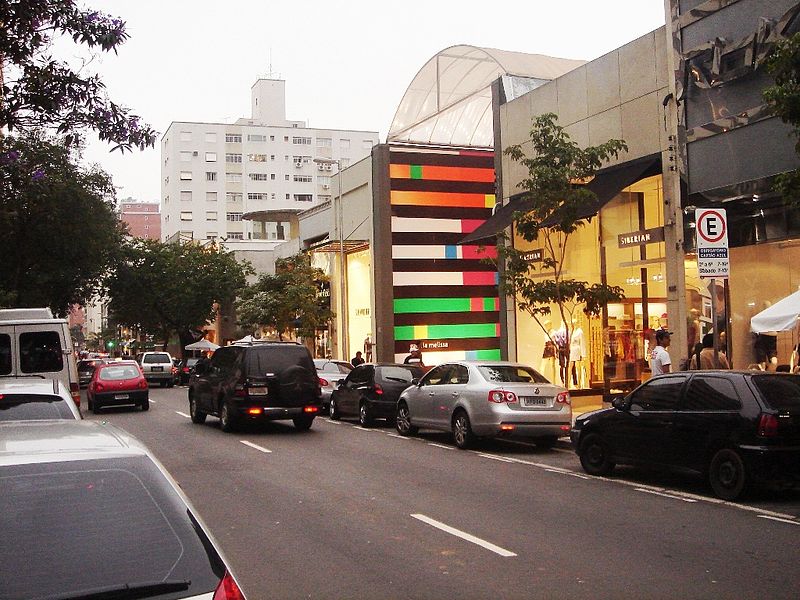 Rue Oscar Freire