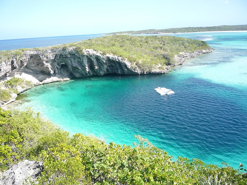 agujero azul de dean clarence town