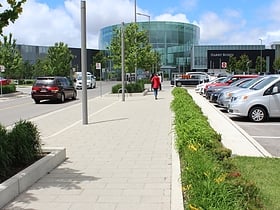 square one shopping centre mississauga