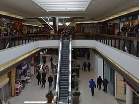 Bridlewood Mall