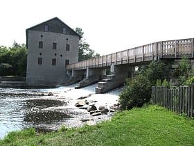 Lang Pioneer Village