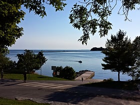 Lake Ontario Park
