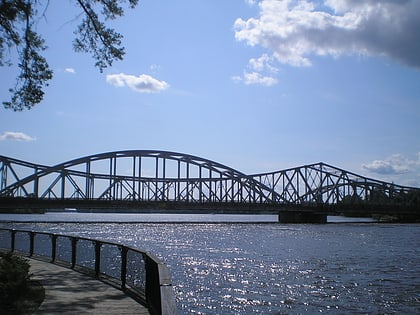 lachapelle bridge montreal