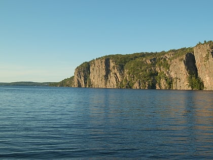 mazinaw lake