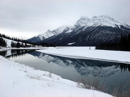 spray lakes reservoir