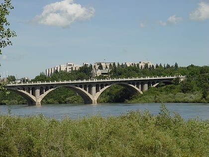 Pont Université