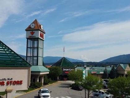 the mall at piccadilly salmon arm