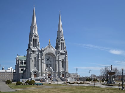 basilica of sainte anne de beaupre