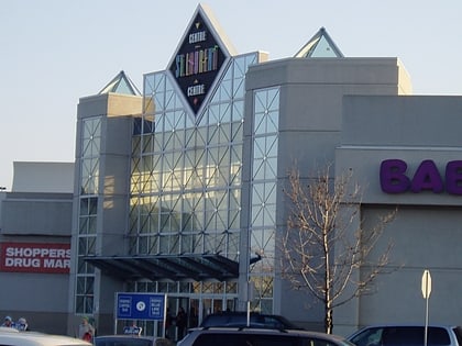 St. Laurent Centre