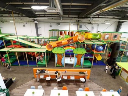 flynns forest indoor playground saskatoon