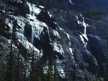 weeping wall parque nacional banff
