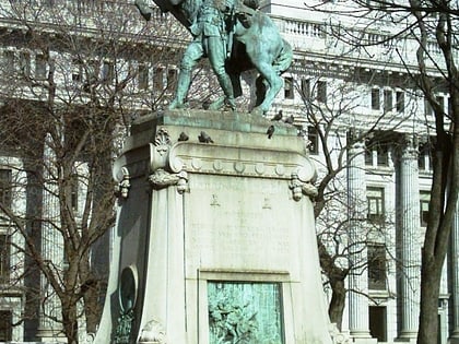 monument aux heros de la guerre des boers montreal