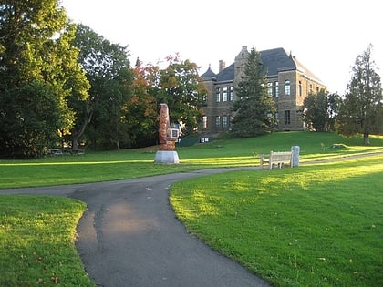 monument lefebvre