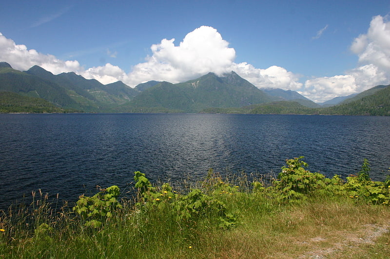 kennedy lake provincial park tofino