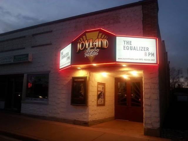 joyland movie theatre strathmore