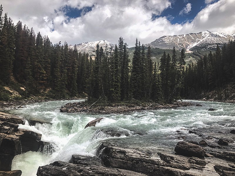 Sunwapta Falls