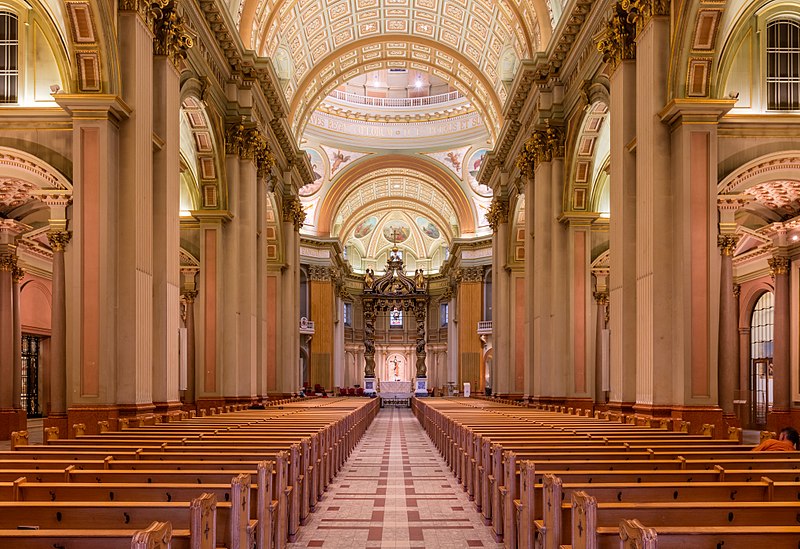 Basílica-Catedral Marie-Reine-du-Monde