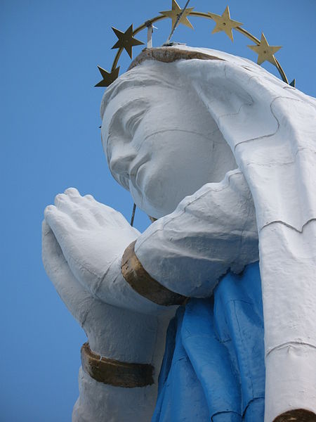 Statue de Notre-Dame-du-Saguenay