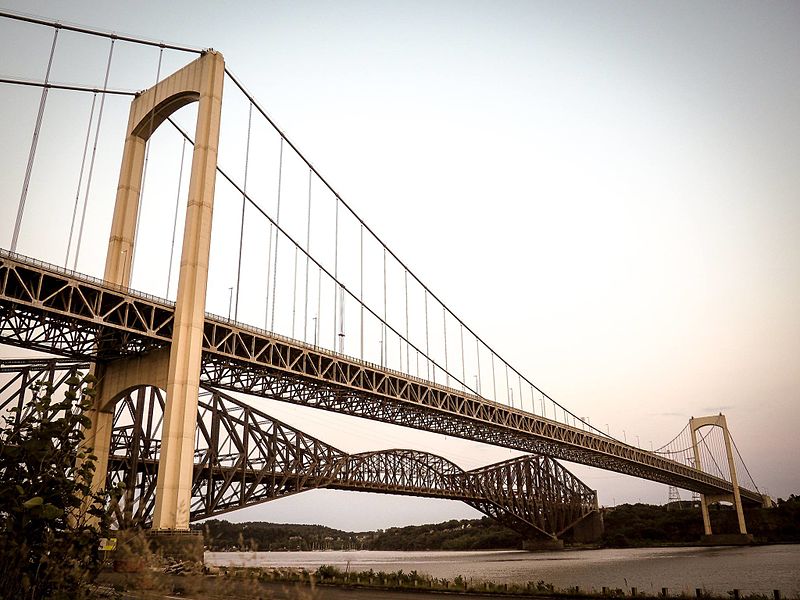 Pierre Laporte Bridge