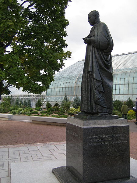 Statue of Marie-Victorin Kirouac