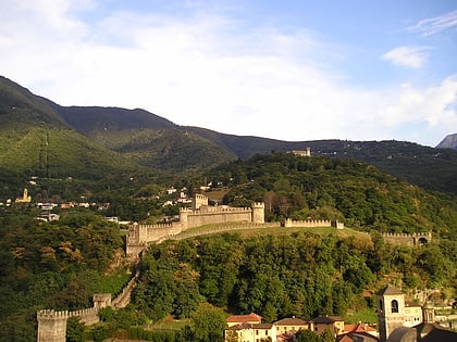 castillos y muralla de bellinzona