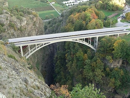 gueuroz bridge vernayaz