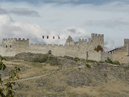 castillo de tourbillon sion