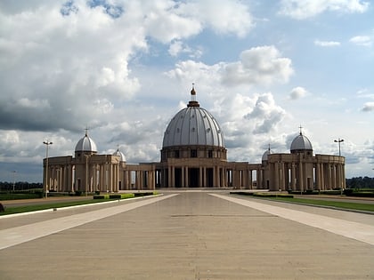 basilica of our lady of peace yamoussoukro