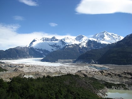 exploradores glacier parque nacional laguna san rafael