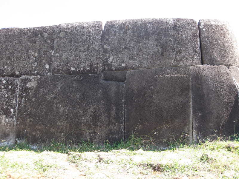 Ahu Vinapu