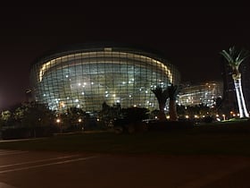oriental art center szanghaj