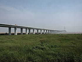 Most przez zatokę Hangzhou