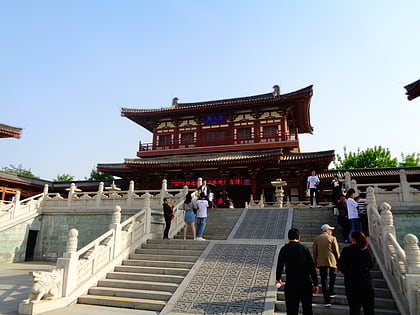 qinglong temple xian