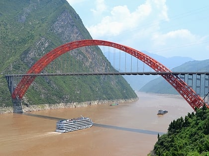 wushan yangtze river bridge chongqing