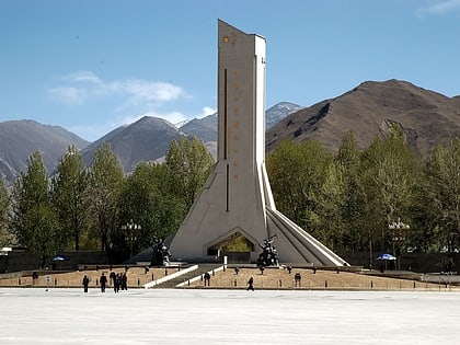 monument to the peaceful liberation of tibet lhasa