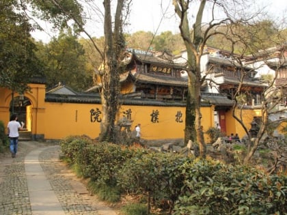 baopu taoist temple hangzhou