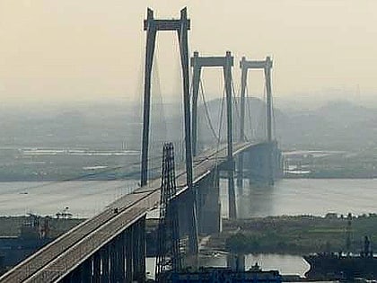 pont de huangpu