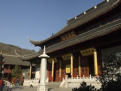 Temple Qixia