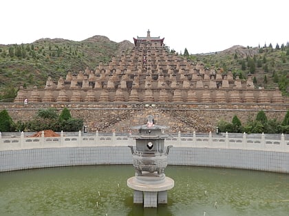 108 stupas