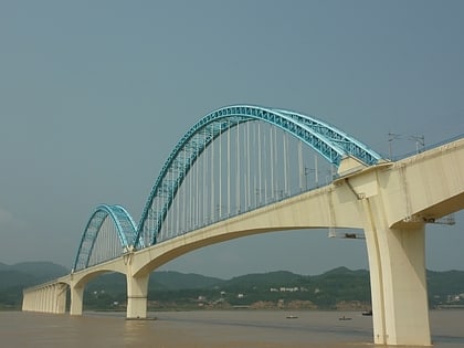 yichang yangtze river railway bridge