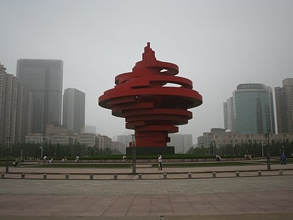 plaza del cuatro de mayo qingdao
