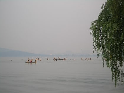lac de lest wuhan