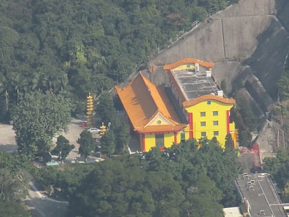 cham shan monastery hongkong