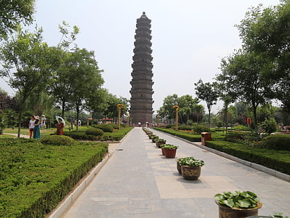 pagoda de hierro kaifeng