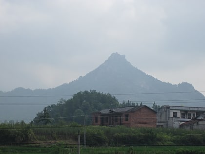 Fusi Mountain