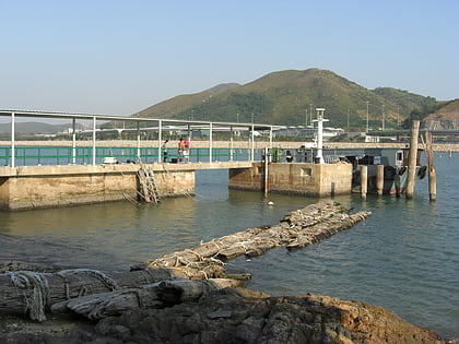 Luk Keng Pier