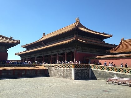 palace of earthly tranquility peking