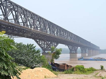 Zhicheng Yangtze River Bridge